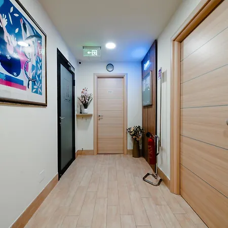 Independent ורונה