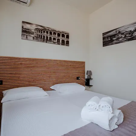 מלון Independent ורונה