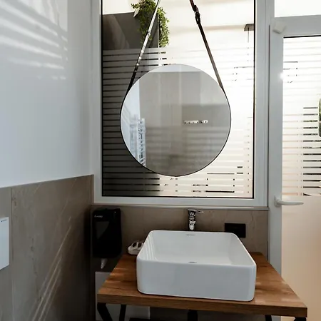 ホテル Independent