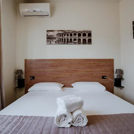 Independent Hotel *