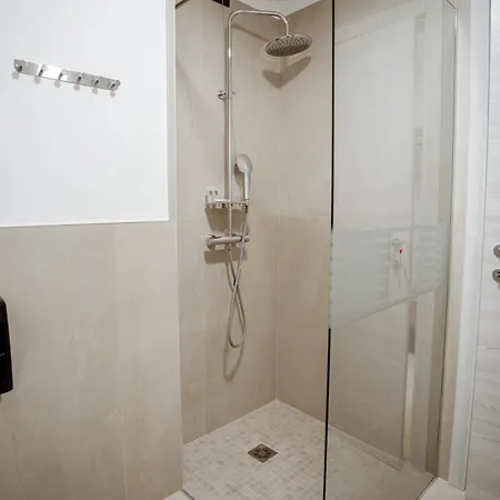 Hotel Independent