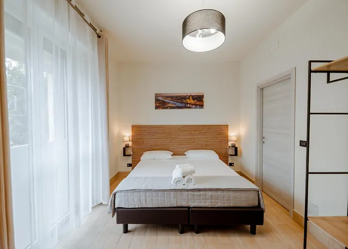 Independent * Verona